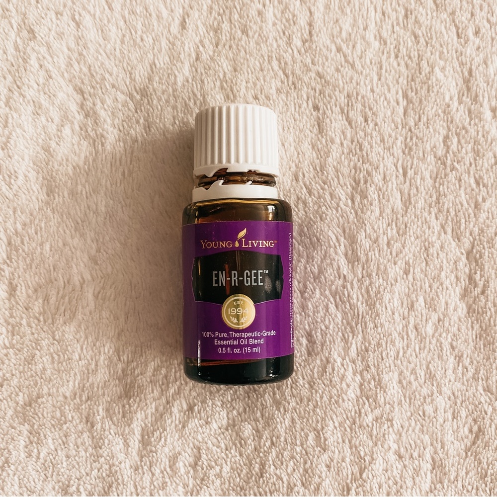 Young Living 15ml En-R-Gee Essential Oils Blend | Idaho Grand Fir, Juniper
